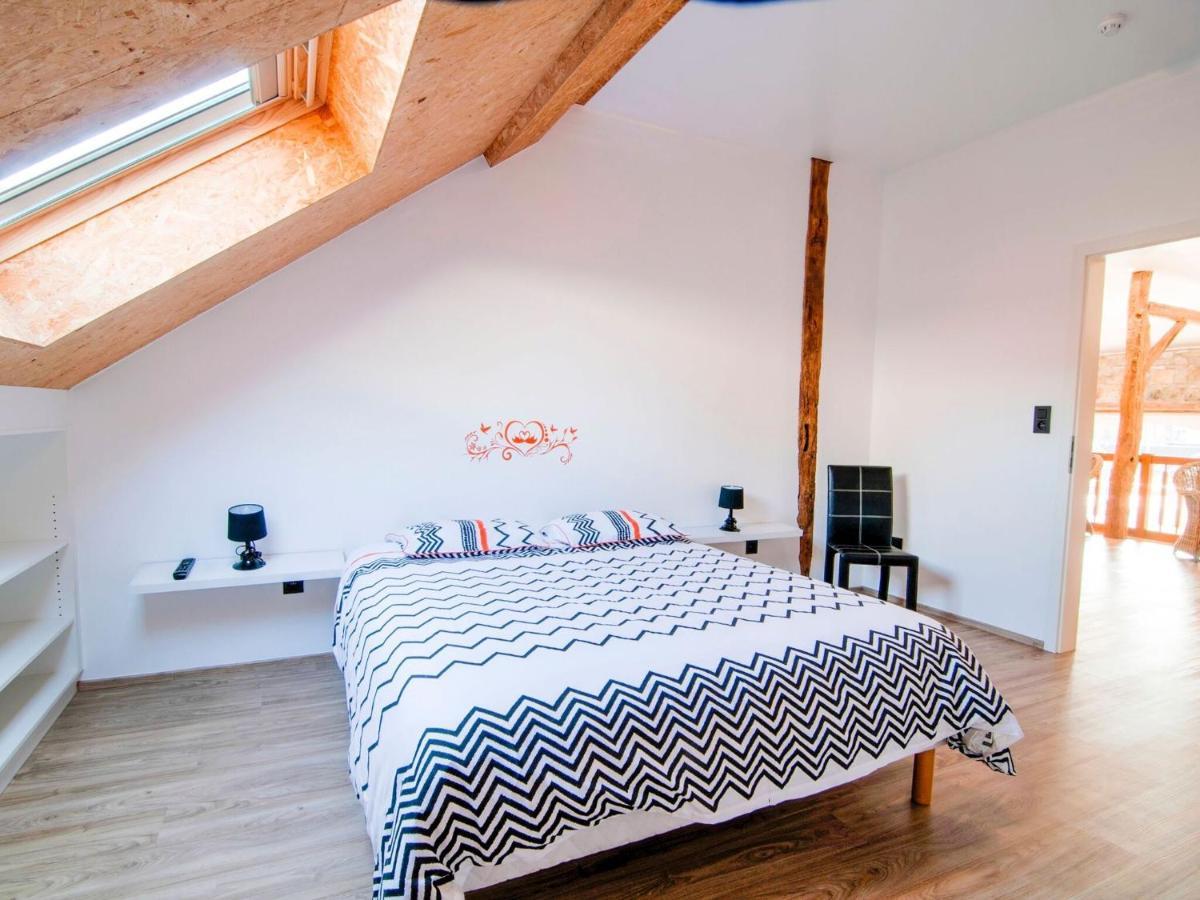 Elegant Holiday Home In Burnenville Belgium Buitenkant foto