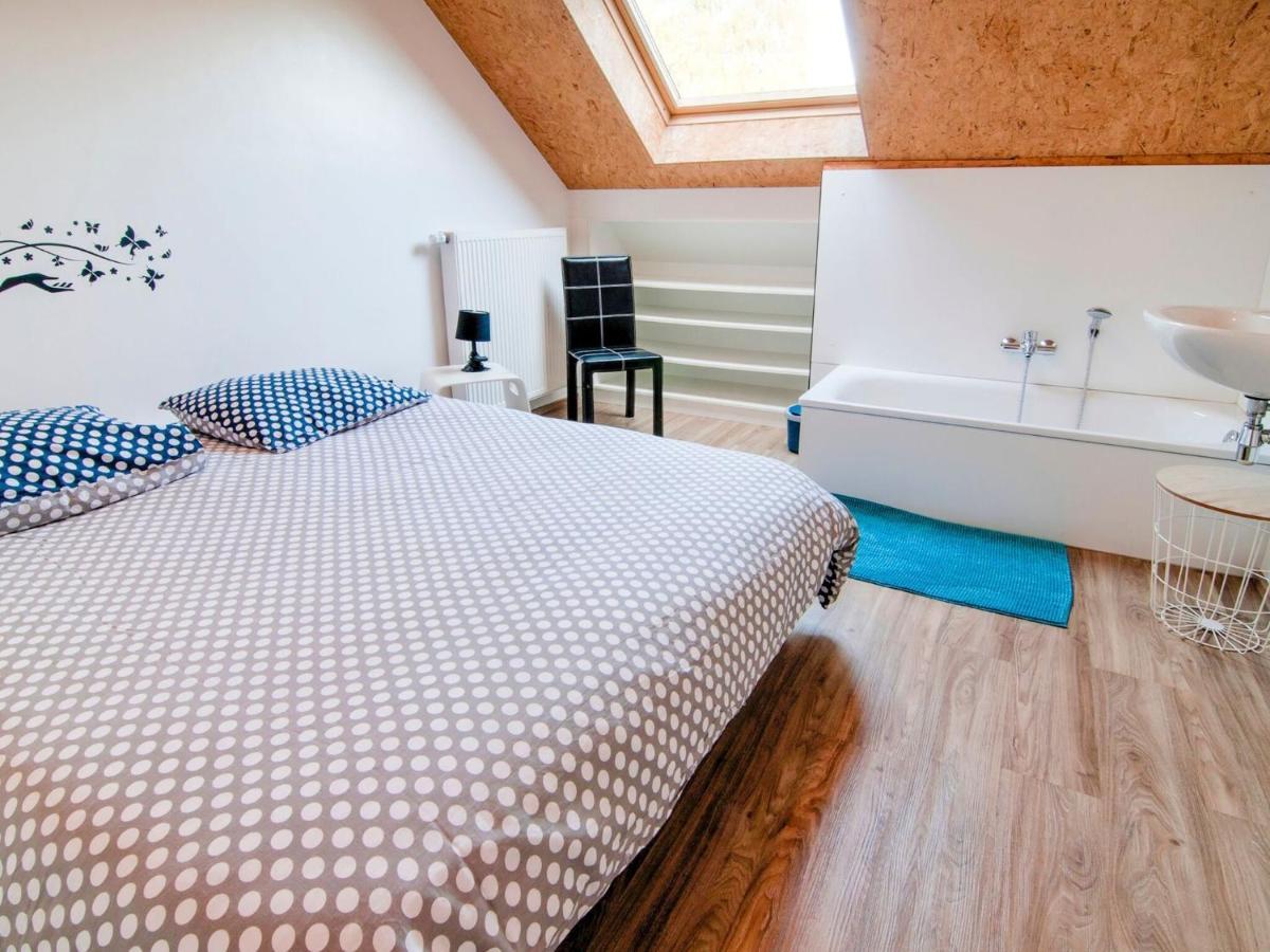 Elegant Holiday Home In Burnenville Belgium Buitenkant foto